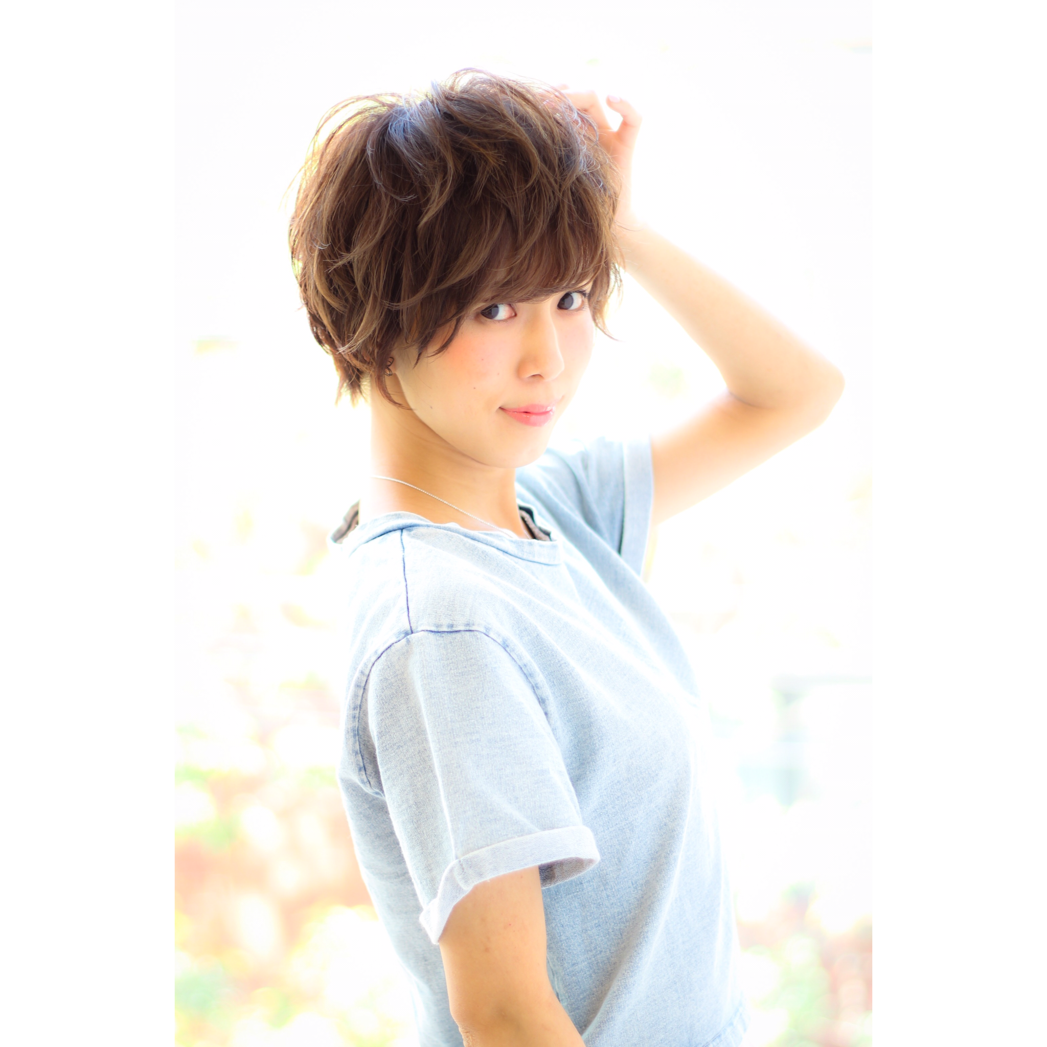 ヘア 15年夏ヘアは毛先に遊びがあるスウィングショートできまり Za Za Aoyama 美容院 美容室 ヘアサロンならza Za ザザ