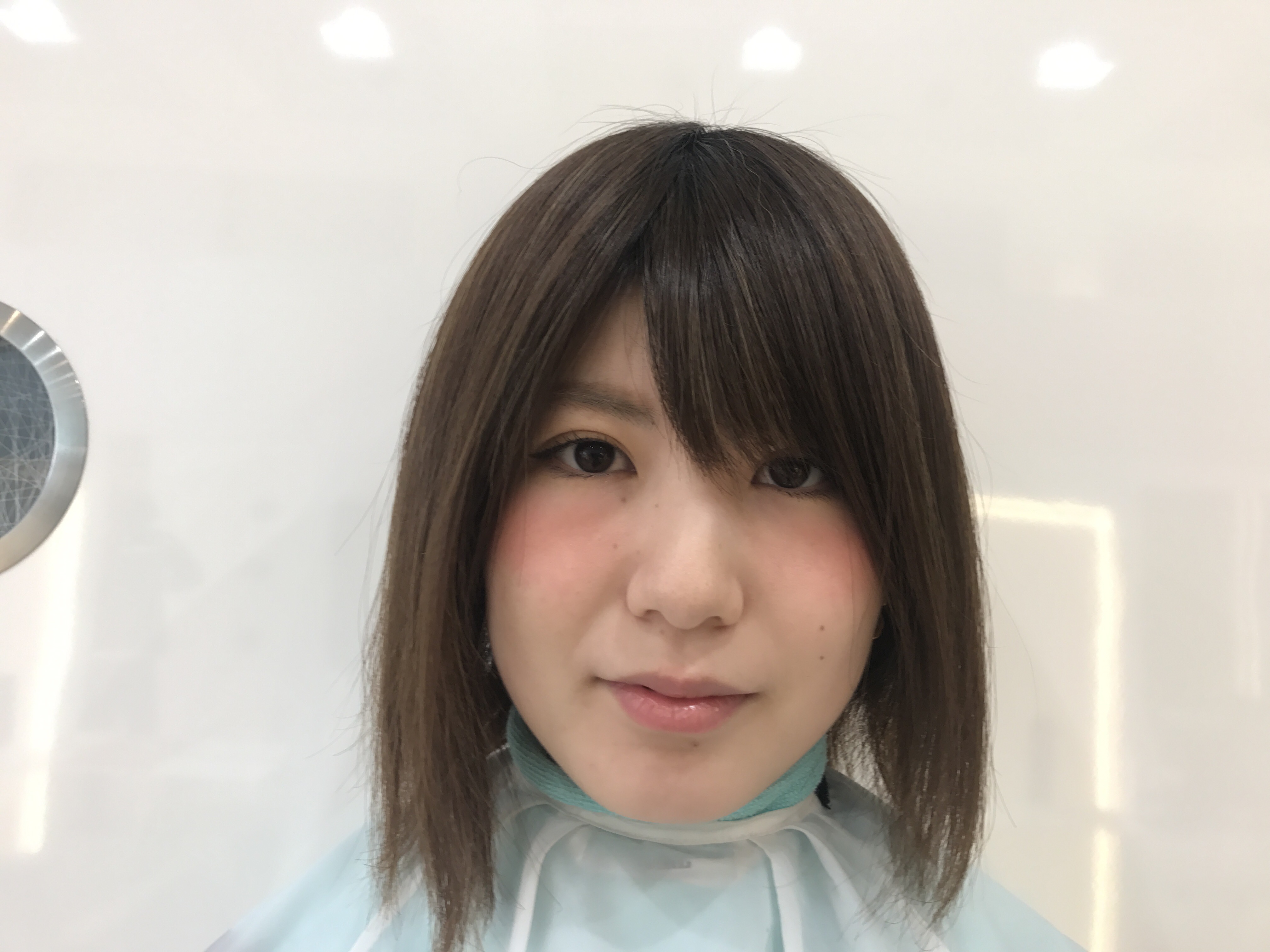 前髪だけじゃない！顔まわりの重要性！｜ZA/ZA AOYAMA｜美容院、美容室、ヘアサロンならZA/ZA｜ザザ