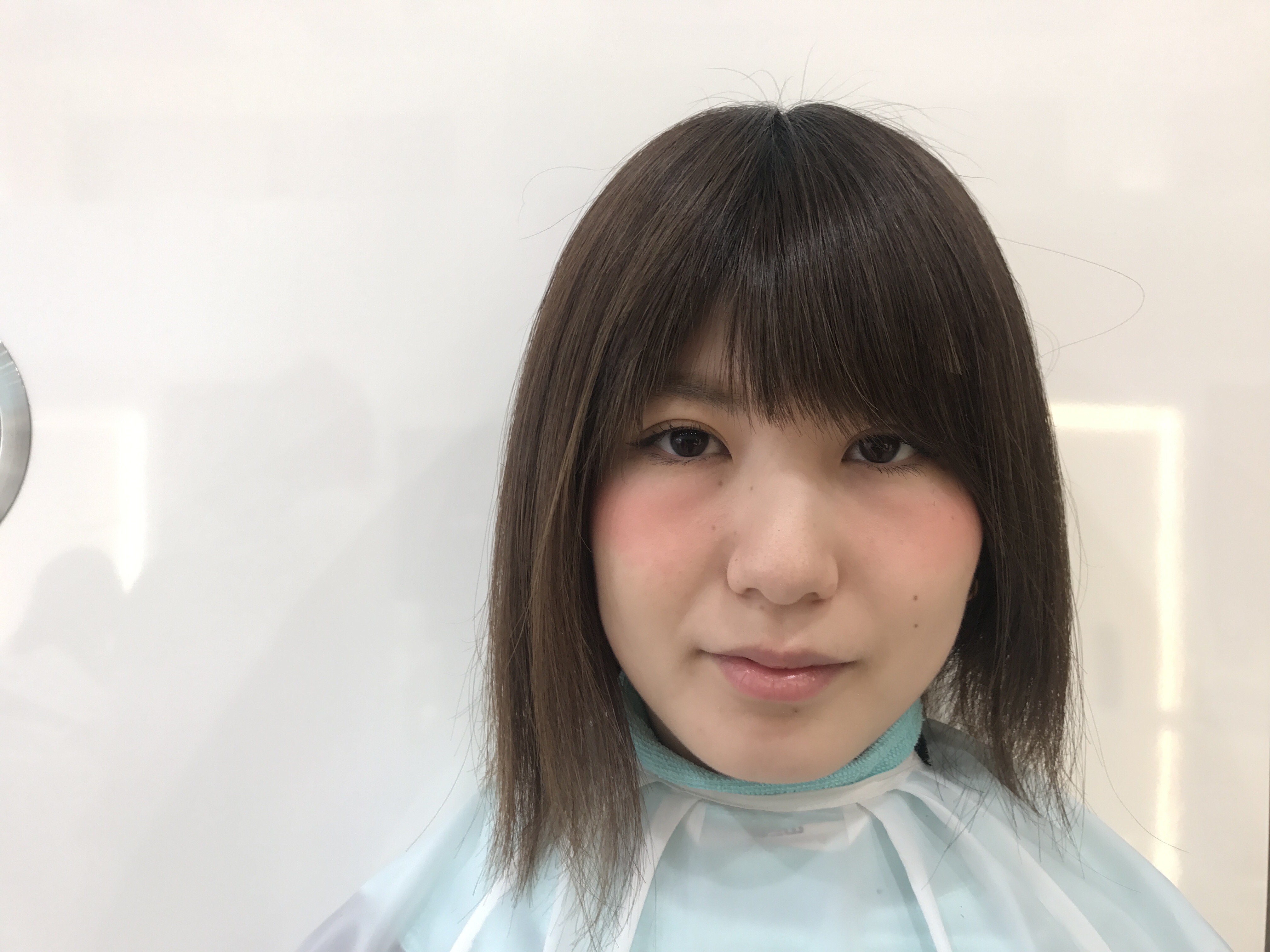 前髪だけじゃない！顔まわりの重要性！｜ZA/ZA AOYAMA｜美容院、美容室、ヘアサロンならZA/ZA｜ザザ