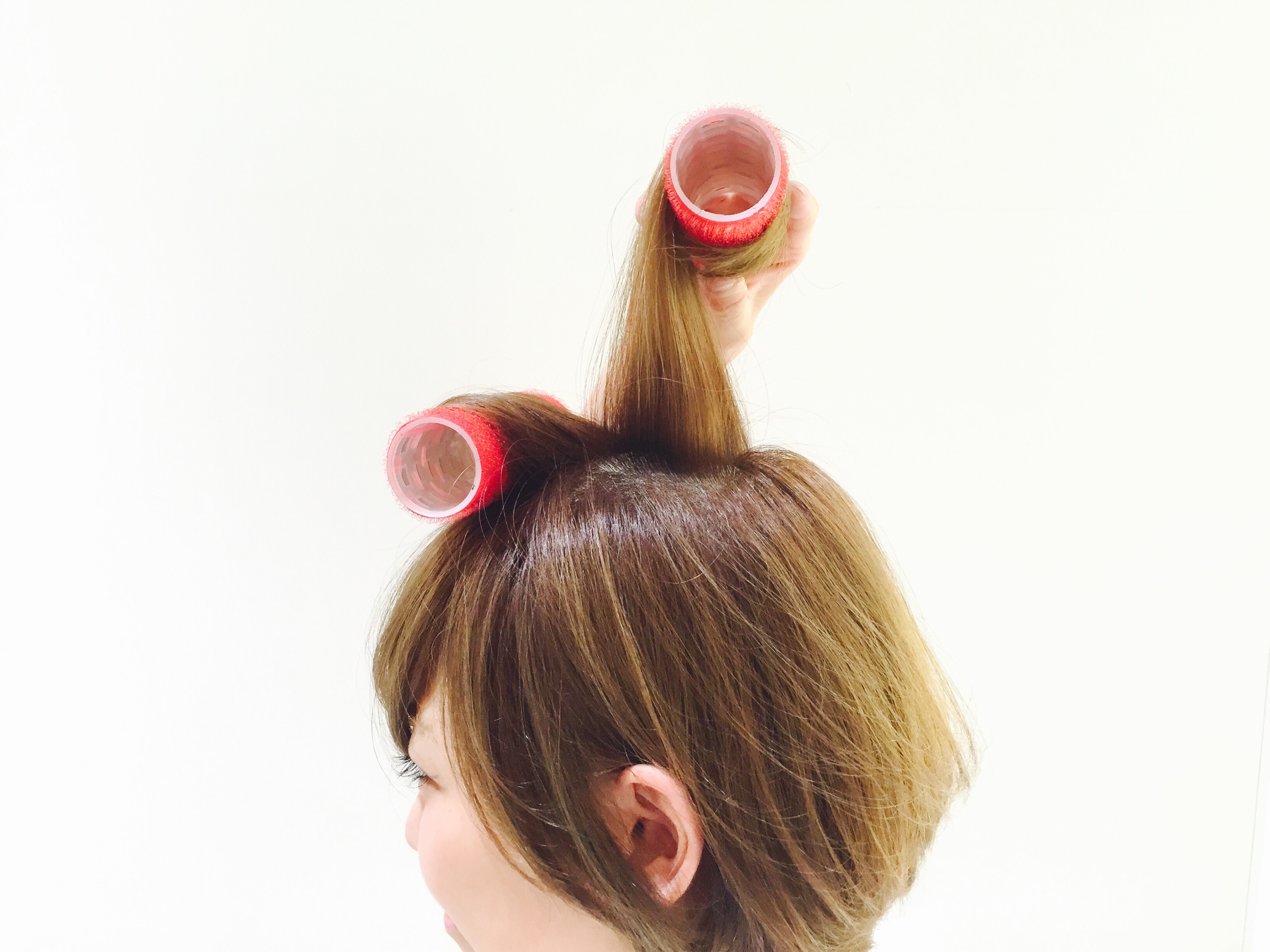 How To ペタンコさん必見 マジックカーラーでふんわりトップのつくり方 Za Za Aoyama 美容院 美容室 ヘアサロンならza Za ザザ