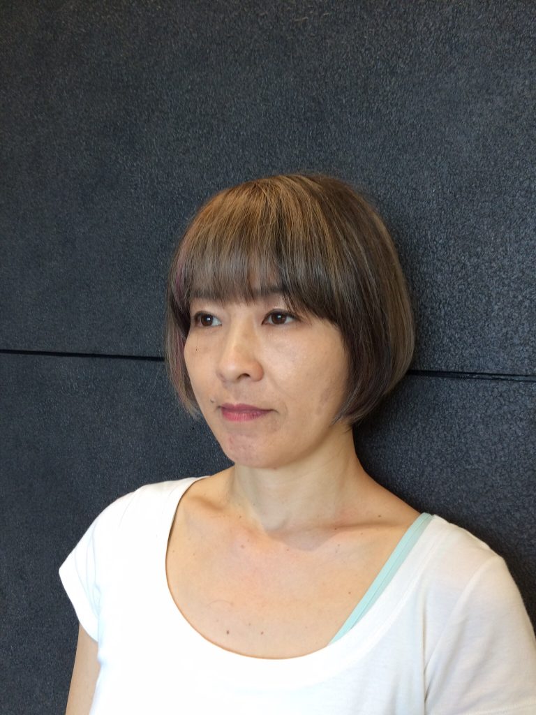 ザザ表参道 瀧本 ステイタスシンボル白髪を楽しむという選択 Za Za Aoyama 美容院 美容室 ヘアサロンならza Za ザザ ザザ表参道 瀧本 ステイタスシンボル白髪を楽しむという選択 Za Za Aoyama 美容院 美容室 ヘアサロンならza Za ザザ